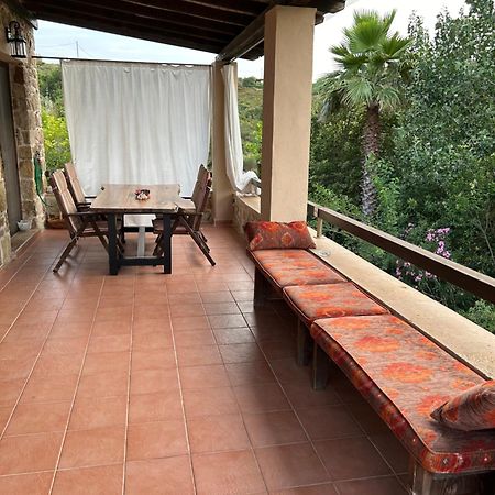 Stone Villas Nea Roda Bagian luar foto