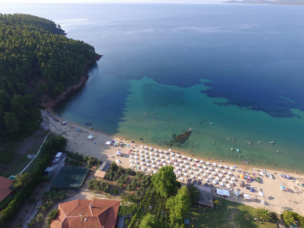 Stone Villas Nea Roda Bagian luar foto