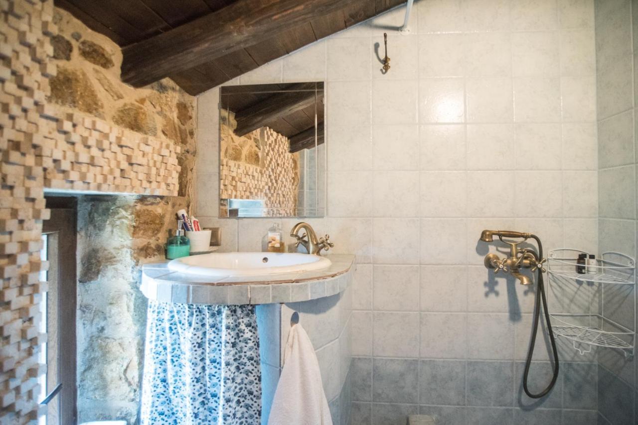 Stone Villas Nea Roda Bagian luar foto
